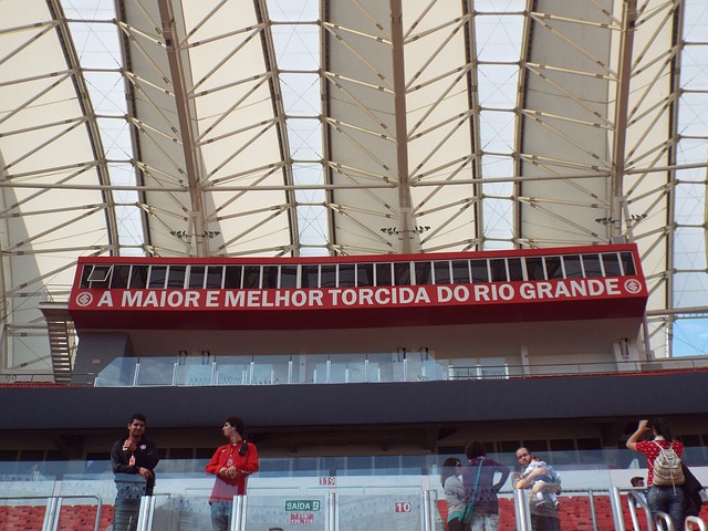 他的缺席无 他的缺席无