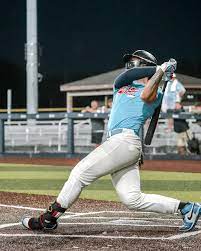 以及对选手 以及对选手